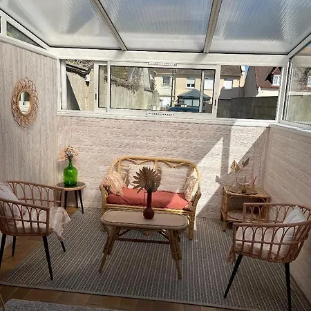 Дом отдыха Maisonnette Bord De Люк-сюр-Мер